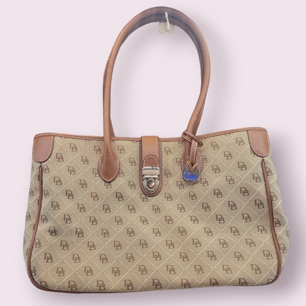 Dooney Bourke Vintage Signature Large Jacquard Canvas Leather Tote Tan Brown